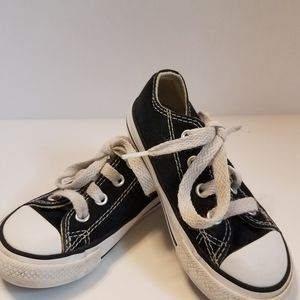 Black Canvas Converse All Star Chuck's Sneakers Toddler Size 6 .